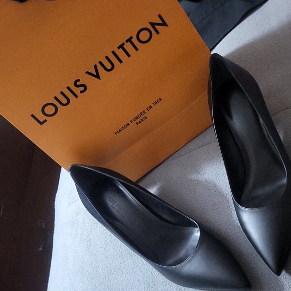 New Louis Vuitton Uniformes Cherie pumps - Picture 10 of 10